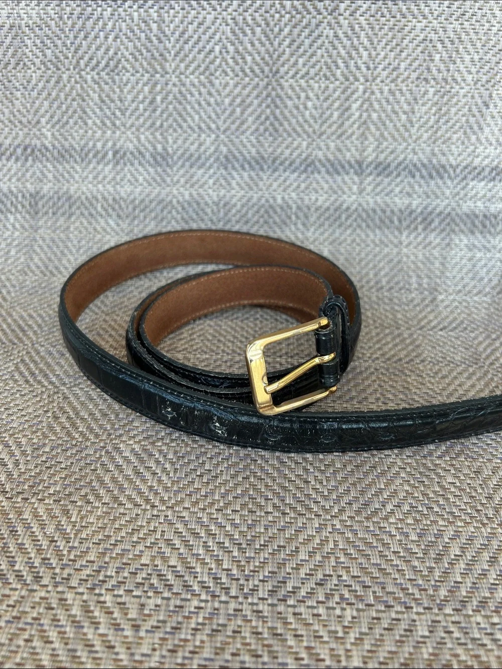 Ribco Classic Black Leather Men’s Croc print Belt with Gold Buckle. Size 42.